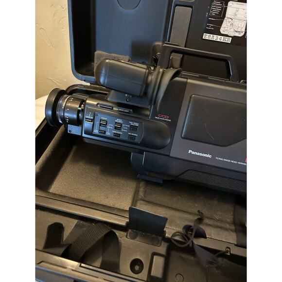 Panasonic AF Piezo VHS Video Recorder Reporter Movie Camera AG-160 Case EXTRAs - Picture 7 of 16